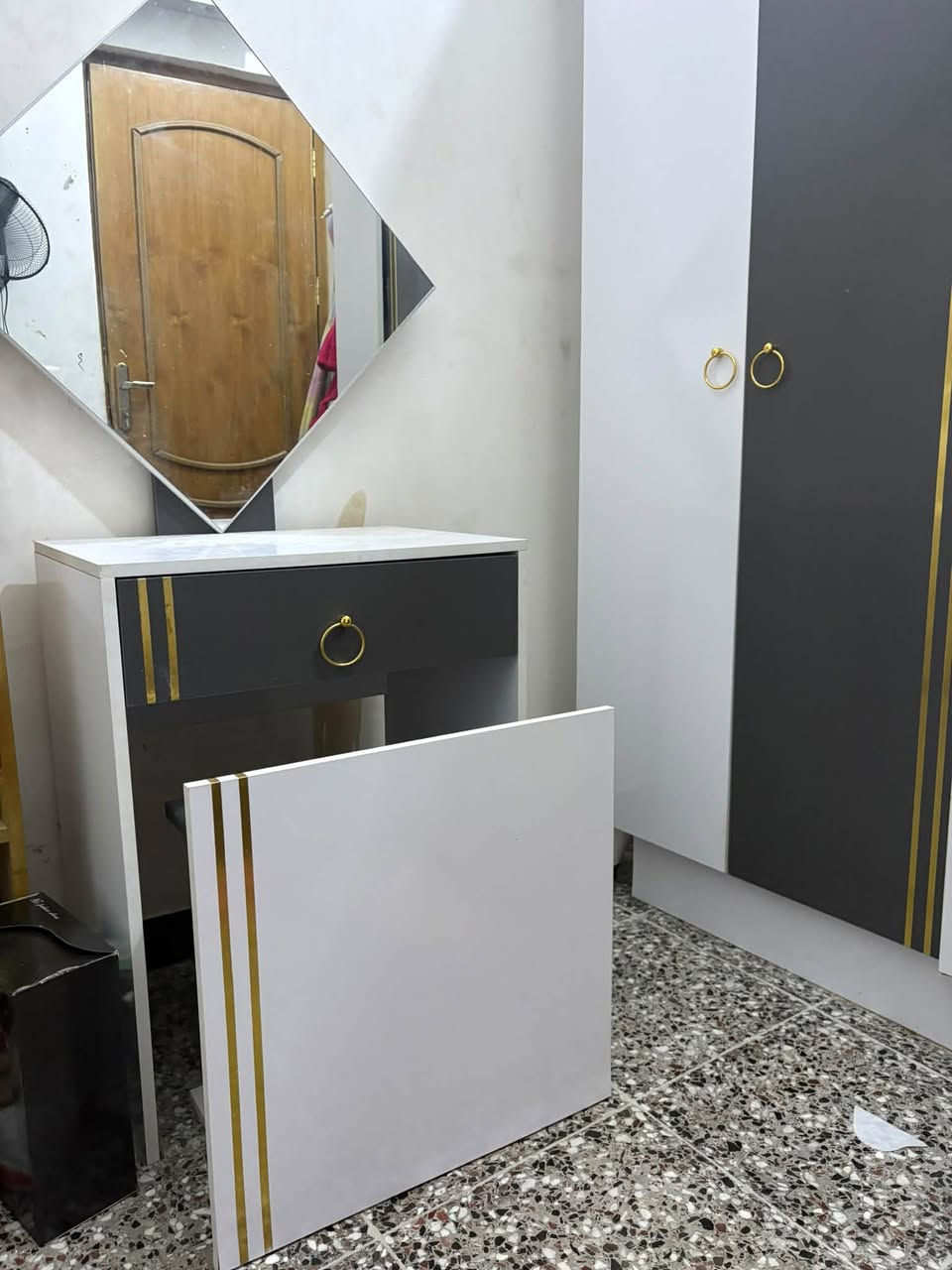 غرفة شبابية • جديدة • بغداد