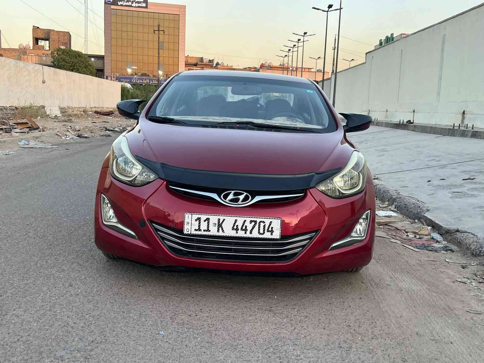 موديل ١٦ امريكي صدر تعبان وبيه صوت رواجز بأسمي وبيه جاملغ امامي وباب سايق رايدهة تبريد جديد بيه تخم تاير  ٩٥ بغداد حي التراث  *********** واتساب
