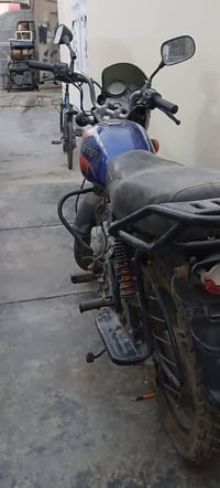 بوكسر • موديل ٢٢ • اوراق