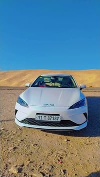 بي واي دي • ٢٠٢٥ • خبط خفيف