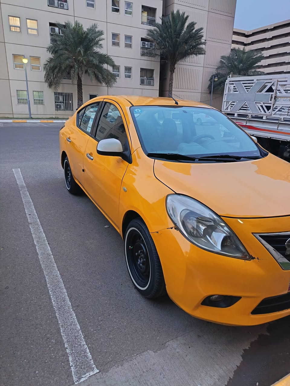 السلام عليكم
سني هندي 2013 للبيع خليجي سياره واضحه بصور والسونار موجود سعر البيع 80 وبيها مجال مكاني بغداد بسمايه ***********
