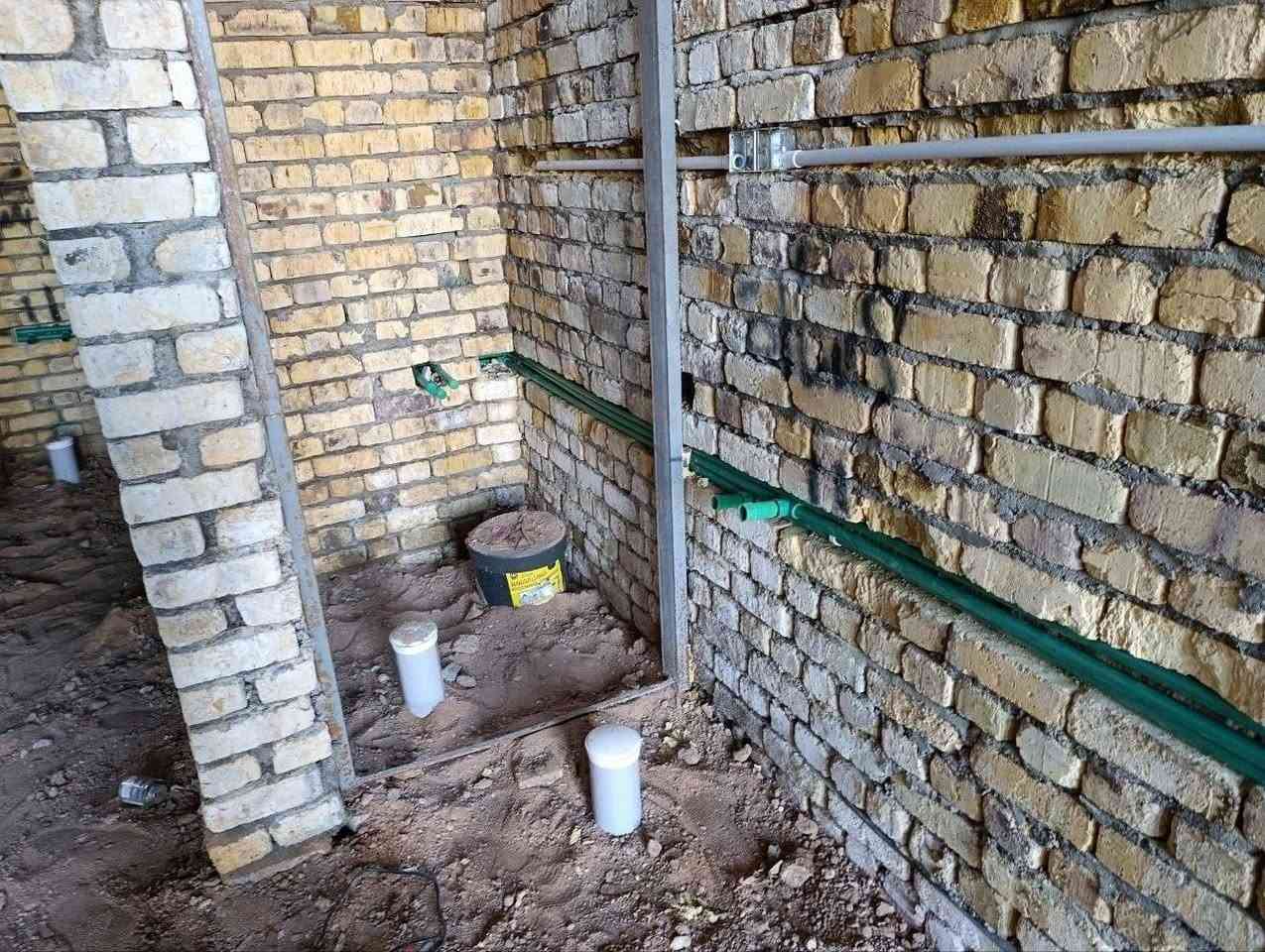 سباكة حديثة وخدمة مضمونة في السماوة وخارجها! 🛠️🚰
​تعبت من مشاكل التسريبات والانسدادات؟ تريد تأسيس سباكة جديد لبيتك بأعلى جودة وأنسب سعر؟ نحن بخدمتك!
​خدماتنا تشمل:
​تأسيس وصيانة: شبكات الماء والصرف الصحي للعديد من الدور والمباني.
​تركيب وصيانة: المضخات، الخزانات، والسخانات بأحدث الطرق.
​معالجة الانسدادات: والتسريبات بدقة وسرعة عالية.
​لماذا تختارنا؟
​📍 النطاق: نغطي جميع مناطق مدينة السماوة وأطرافها وخارجها.
​💰 الأسعار: أسعار تنافسية مناسبة للجميع مع ضمان دقة العمل.
​⏱️ السرعة: سرعة في الإجابة والوصول لموقعك.
​📞 للتواصل والاستفسار (اتصال أو واتساب): ***********
​رضاكم هو هدفنا.. اتصل بنا ولا تشيل هم السباكة!
