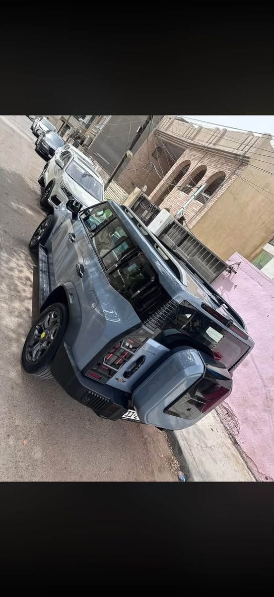 السلام عليكم 
جيتور جي تو موديل 2025 فول لتري محرك 2000 كيربو فول واحد على واحد أربع كاميرات فور ويل فتحة سقف بنوراما صندوق شفط فول والسيارة ماشية 46استعمال نظيف جداً تبديلات الدهن بالشركه والسياره مكفوله كفاله عامه من عدا رصعه مسحوبه في في ار بخشم الجاملغ وباقي السيارة كفاله والسياره رقم بغداد وبأسمي 
والمكان السيدية
والسعر35500 ‏دينار عراقي
وهذا رقمي ***********
