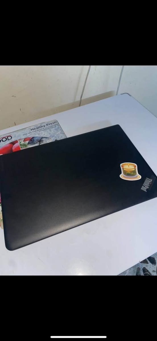 السعر ١٢٥وبي مجال قليل 
مكانيي بغداد الرضوانيه وتوصيلل ماعندي …. 

تفاصيلهاا

لابتوب من شركه  Lenovo ThinkPad. 

المو شرايي لا يتعبني رجائاااا 🌟

جدا ممتاز في الدراسه والالعاب والخ.

سعة التخزين(الذاكره) 256 كيكا

الرام 8 

الشحن ممتاز جدا للدراسه خصتاا .

الشاشه حجمها جدا جبير 
 نقصها بس شاحنه عطلانه 

للتواصل وتساب 

***********
