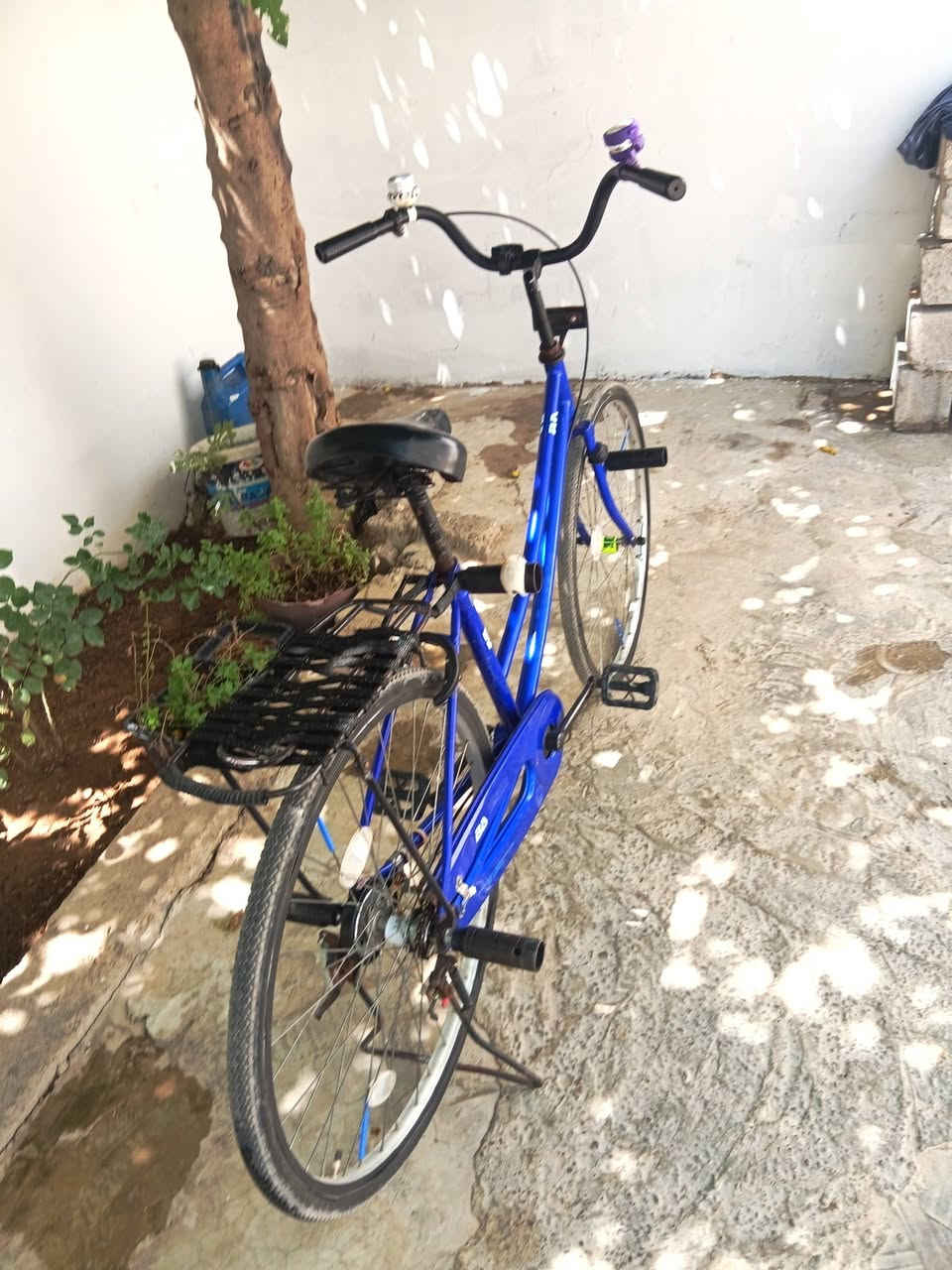 سلام عليكم باسكل للبيع شركه بيدي لون مميز مديل 2020 سعر 120 بي مجال شي قليل ويرهم مراوس مكاني حي سومر رقمي ***********
