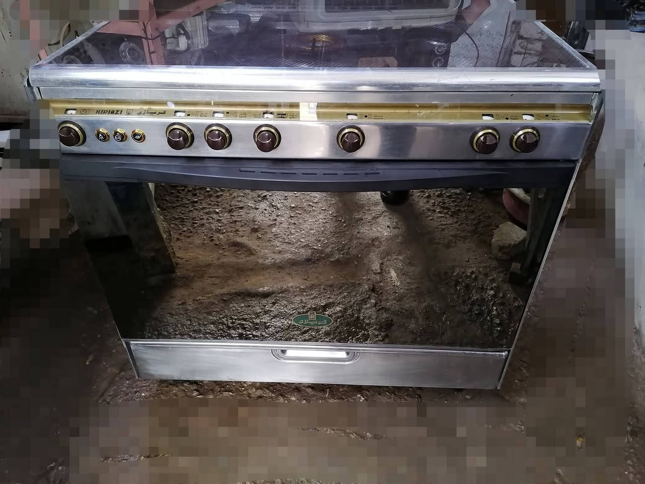 طباخ كريازي الباب الأول الثكيل كامل كله شغال عيون وفرن واغراضه اخو الجديد
حلة بكرلي شارع محطة الغاز او الاتصال عالرقم *********** الرقم بيه واتساب
مكلفة بالنشر
