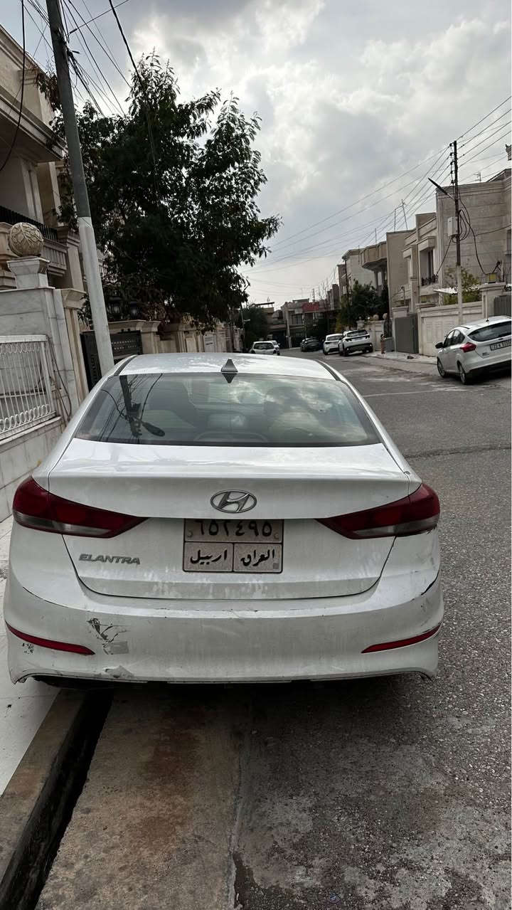 ٤ پارچە 
کاسکێت گۆراوە
٢ سویج 
بۆ زانیاری زیاتر پەیوەندی بە 
***********
بکە أربيل, العراق
