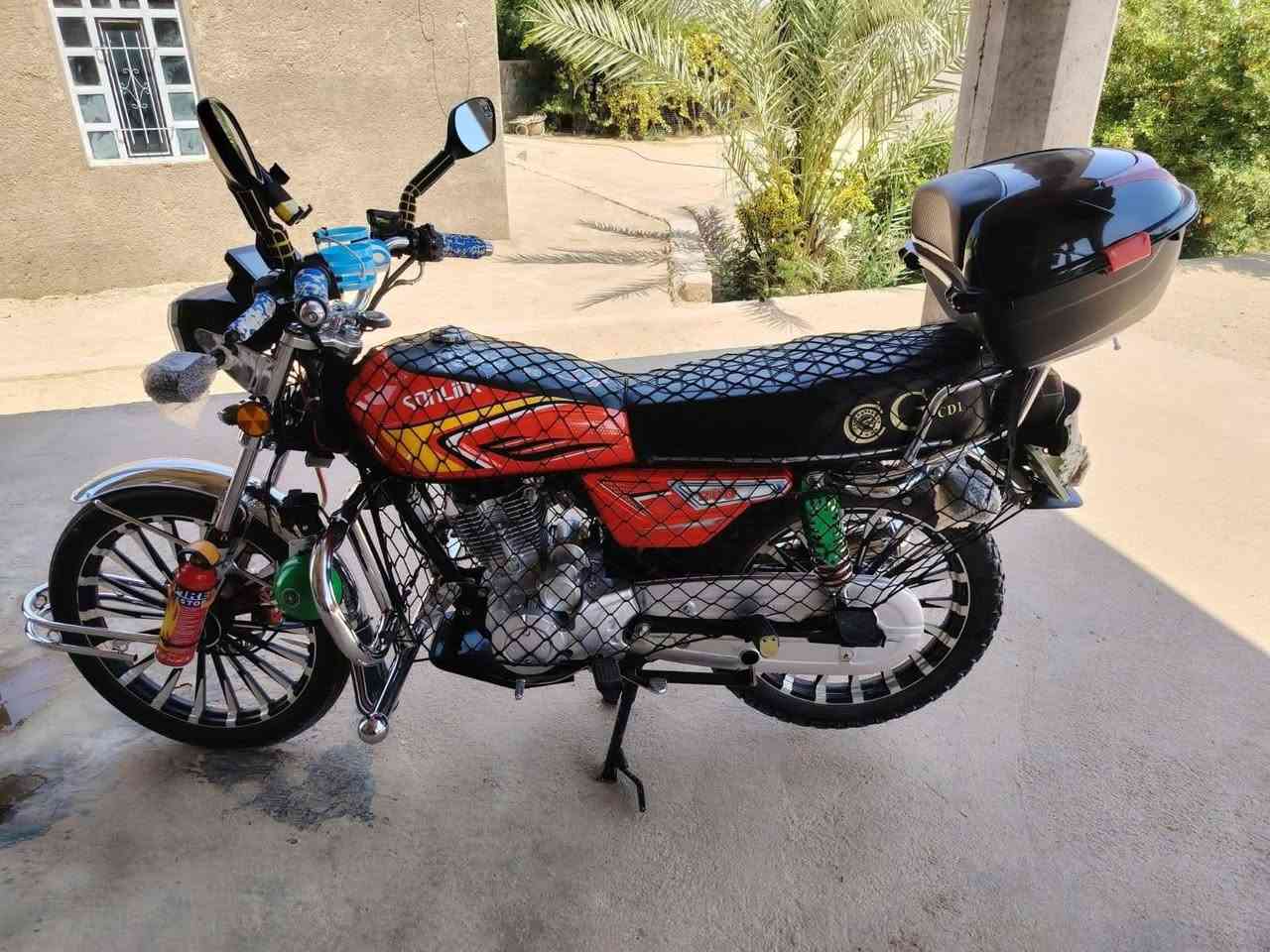 سولنك البيع25محرك 200السعر875وبيه مجال مكان العبيدي قريه البرت تواصل خاص او الإتصال على الرقم***********
