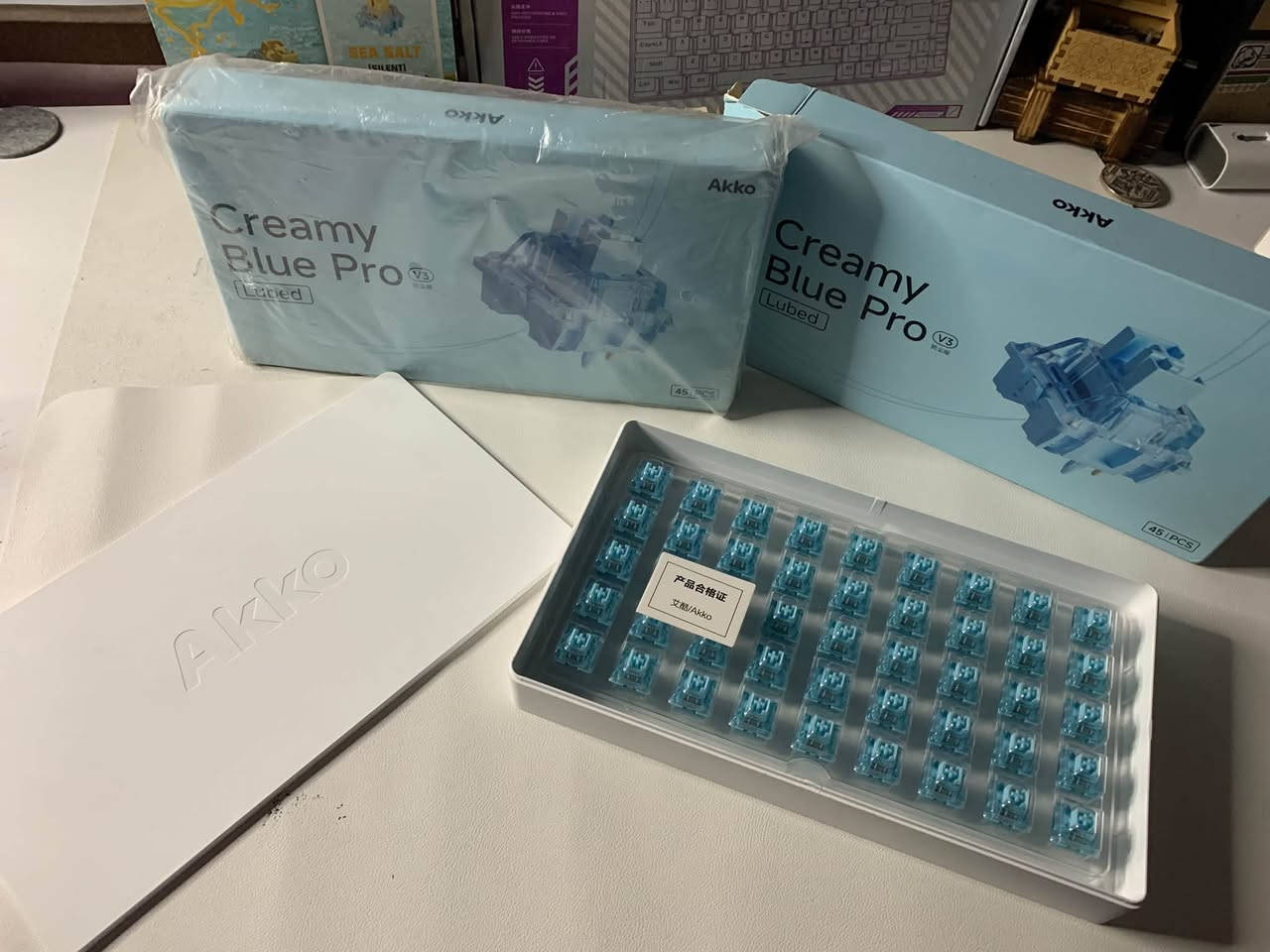 #متوفر
اسويتجات akko  creamy blue pro v3 lubed
استجابه وصوت ولا اروع عالم ثاني ايغير كيبوردك 360 درجه
سعر السيت مكون من45 اسويتج السعر15 الف توصيل لجميع المحافظات متوفر 5 الف
