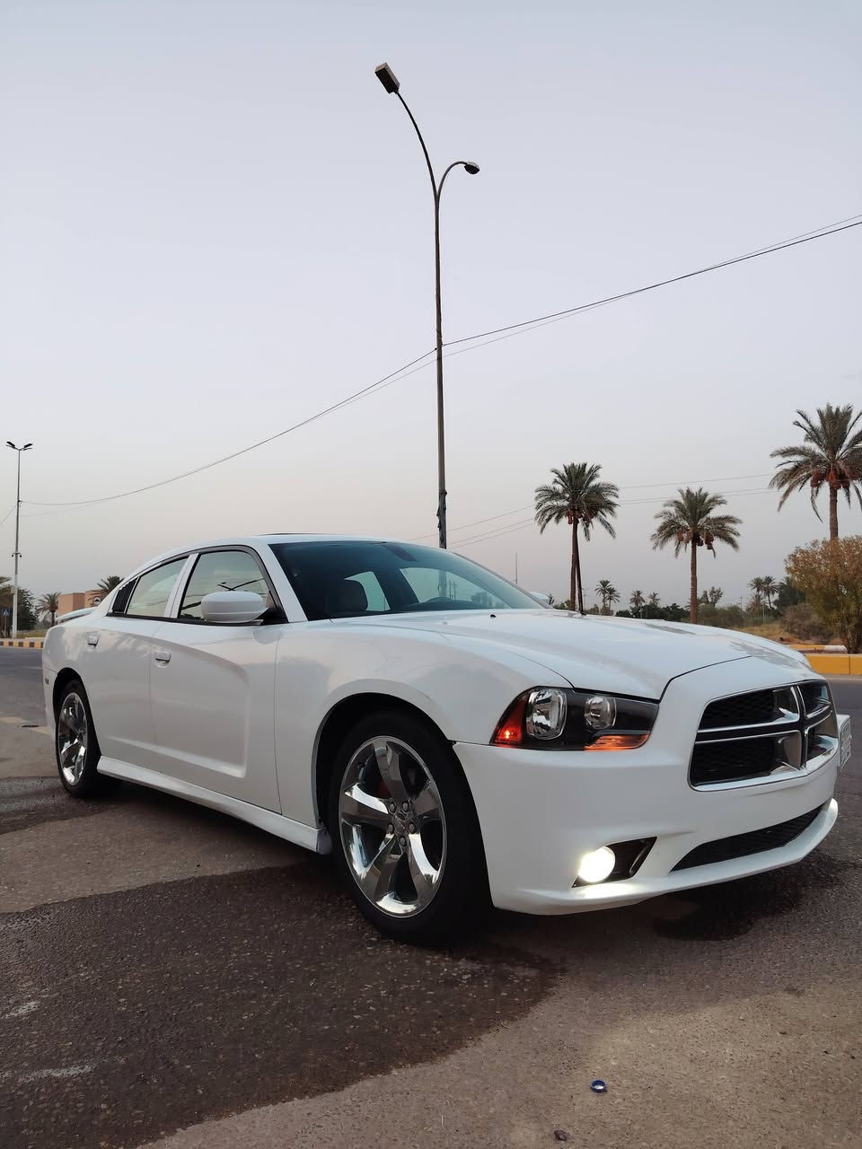 السلام عليكم جارجر موديل 2011 وارد امريكي رقم بغداد بسمي صبغ ٣ قطع خلفيه بدون دواخل بدون ايرباك بجم كبس مكينه وكير وحداديه وكسل كله جديد تبريد ثلج محدثه كت كامل اس ار اتي داخل اعسلي اصل مكان السياره بابل ***********
