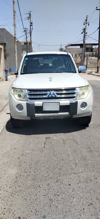 باجيرو 2010  حبتور فول مواصفات لون ابيض صدفي حجم المحرك 3500 رقم  بغدا...