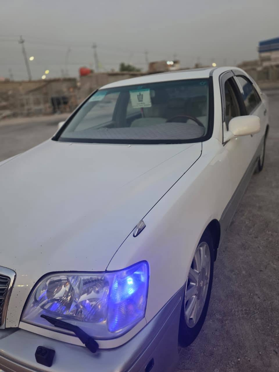 سلام عليكم ملكه لبيع قرار48
رقم بصره نكليزي بسمي شرط التحويل 
سياره فول 1على1
فتحا+جلد+تبريد خلفي امامي 
4دكم+برده كهربائي+ستيرن كهربائي
كرستال اصل ويل نجمه تخم تاير
تبريد ثلج سبايدرات سياره ستخدام شخصي
عنوان بصره السعر 155بيها مجال
رقمي***********
