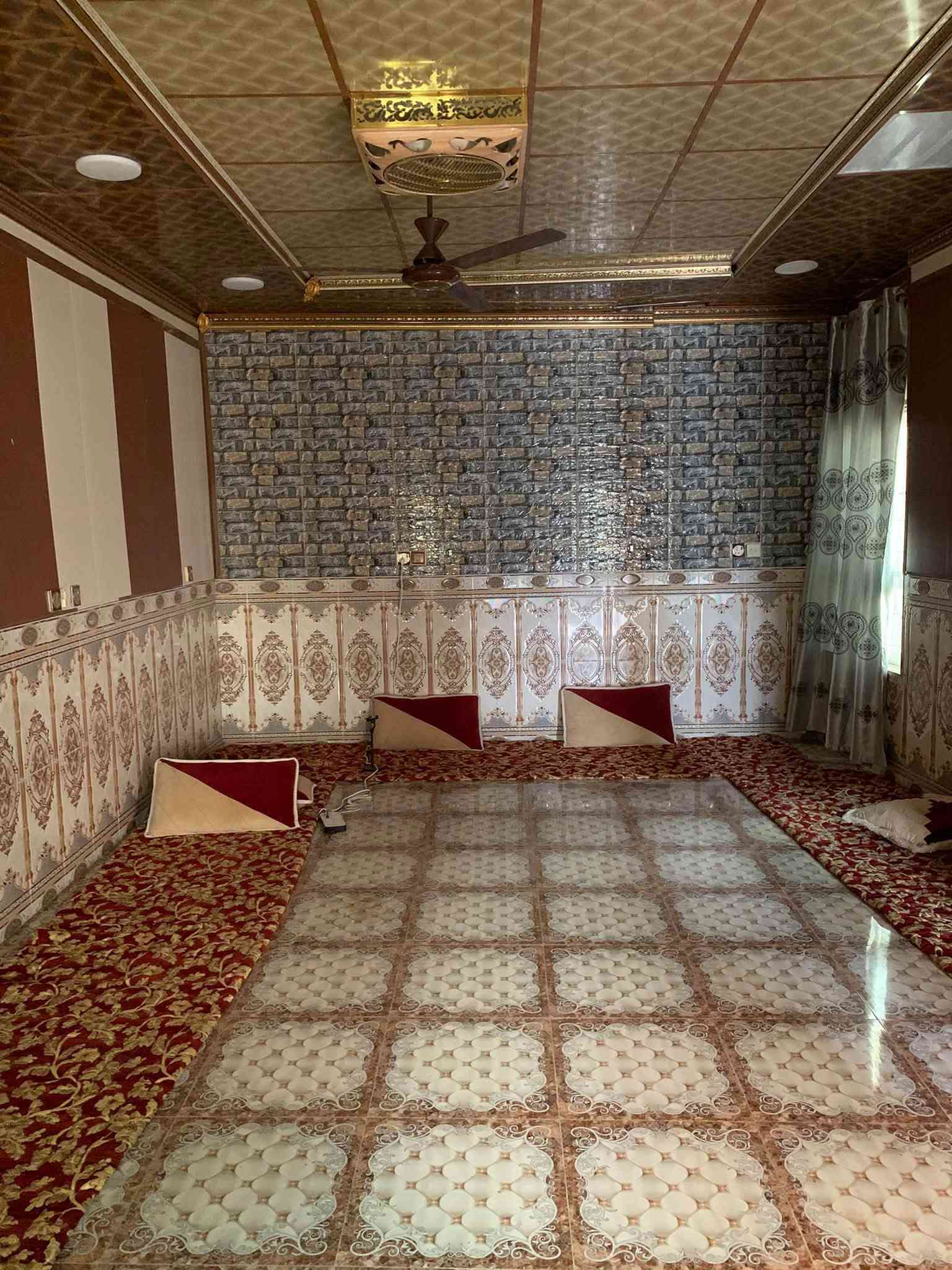 عرب الصين • ٥٠٠م • غرفتين