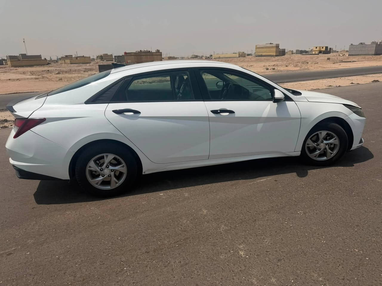النتره مديل 2022 معوقين بعد سنه وصير حره وكاله ثاني يوم سياره وارد امريكي مكينه 2000 دوش كير مكينه كفالة بيه بس المدركر والبينيد حادثه والباقي كفاله تبريد ثلج سياره جاهزه السعر 115 وبيه مجال ***********
