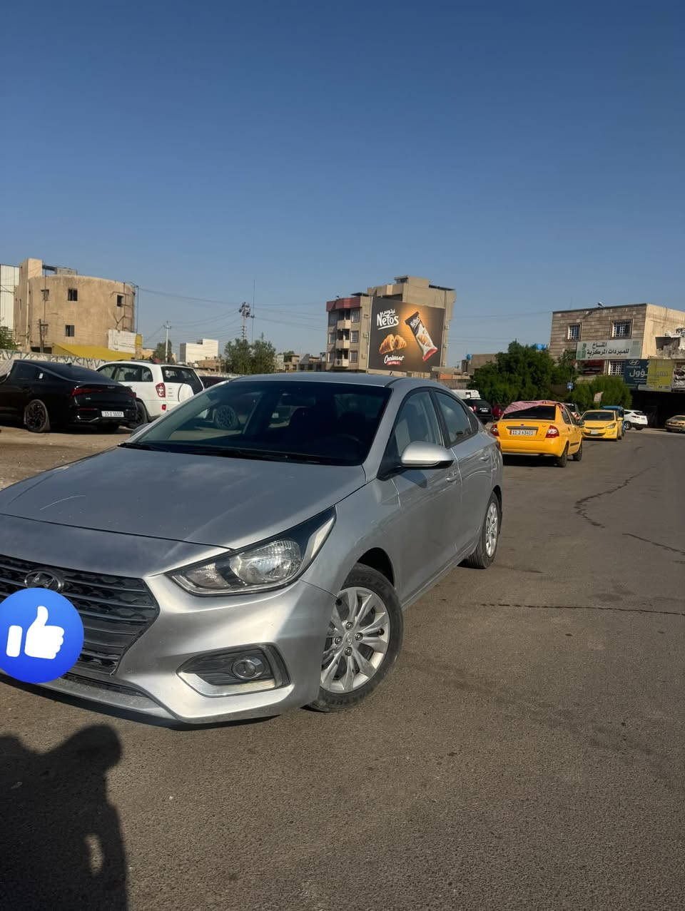 السلام وعليكم اكسنت 2019 للبيع امريكي حادثها جاملغ وهنا صار بيها طخطخات ابيع حزام سيارة مكينة جديدة تبريد كلة جديد ثلج تبريدها اي نقص مابيها صدرها كلة جديد السيارة كلش حلوة بيها بس النمرة الخامسة بيها طبة ماعرف شنو وباقي التفاصيل معروفة 
رايدها ب90 وبيها مجال مكاني الحرية ساحة عدن مقابيل مطحنة الجلبي
***********
