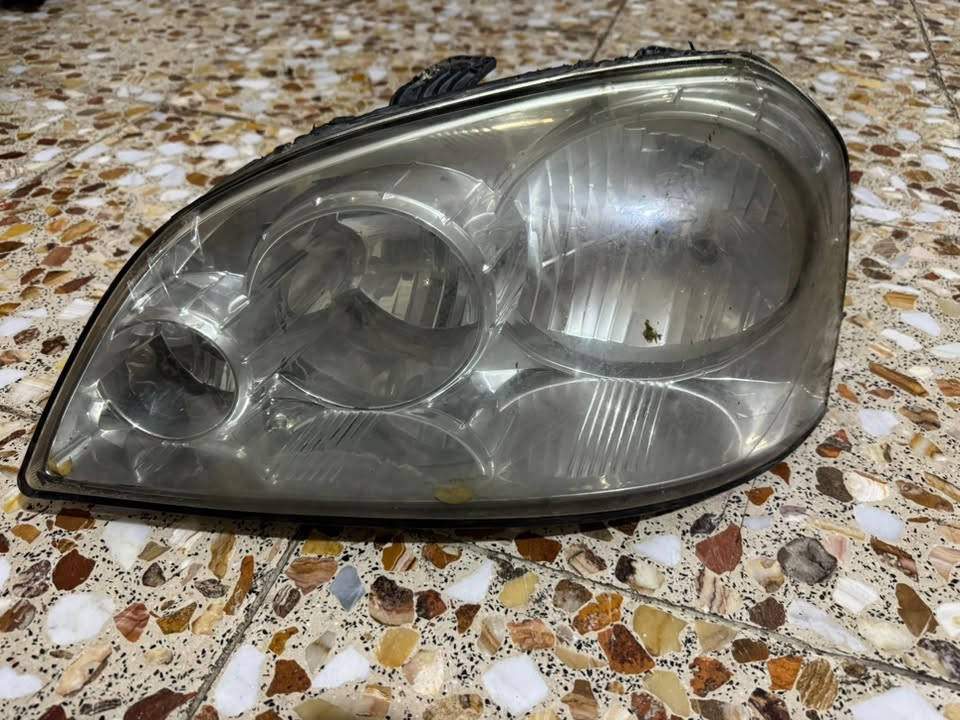 مازدات اصلية مبدلهن جام اصلي بيهن وحدة شوي تعبانة وثانية نضيفة وهاي صورهن سعرهن ٢٥ وتوجد خدمة توصيل مكاني حي اور ***********
