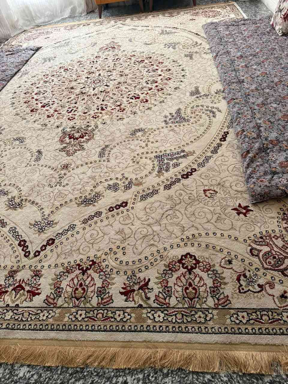 زوليه تركي • بيجي وماروني • قياس ٤/٣`,`رف حديد ثقيل`,`طبلات زوج`,`الدو...