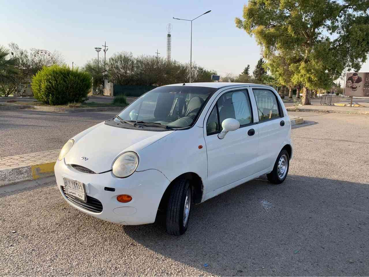 سيارة شيري QQ تبريد شغال 
مكينة 4 سلندر و عالبلادي 
كير عادي
صبغ نصف جاملغ الامامي طرف السايق
السيارة باسمي رقم كركوك 
مع بطاقة بنزين 
*********** كركوك, العراق
