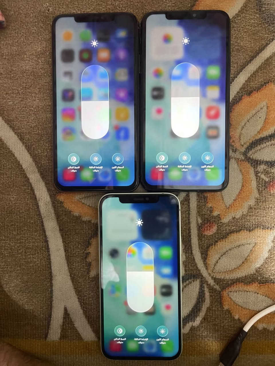 السلام عليكم أجهزه ٣ للبيع
""""""""""""""""""
الأول 11 برو ماكس اللون الذهبي ذاكره 256 بطاريه 69 بلاد ماتصرف جهاز ماستر A/AA جهاز مستبدل فقط شاشه اصليه جهاز كله شغال ✅كامرات✅ اتصال ✅وأي فأي✅ صوت ✅فرمته✅ فيس أيدي ✅جهاز كامل مكمل سعره 225 وبي مجال 
——————-
الثاني ١١ بروماكس مبدل شاشه وبطاريه سيمكارت واكف الجهاز زلغ مابي تكدر تاخذه تصفح الجهاز نت ✅كامرات ✅صوت✅ ذاكره ٢٥٦ بطاريه ١٠٠ سعر ١٧٥ بي مجال 
——————-
الثالث ١٢ عادي مبدل فقط شاشه اصلي باقي الجهاز مكفول ذاكره ١٢٨ بطاريه ٧٩ بلاديه نت✅اتصال✅صوت✅كامرات ✅بصمه✅كله شغال سعر ٢٣٠ بي مجال 
———————
مكاني بغداد مدينه الصدر ماعدي توصيل
***********
ضمان الاجهزه يوم كامل اي عطل يرجع
