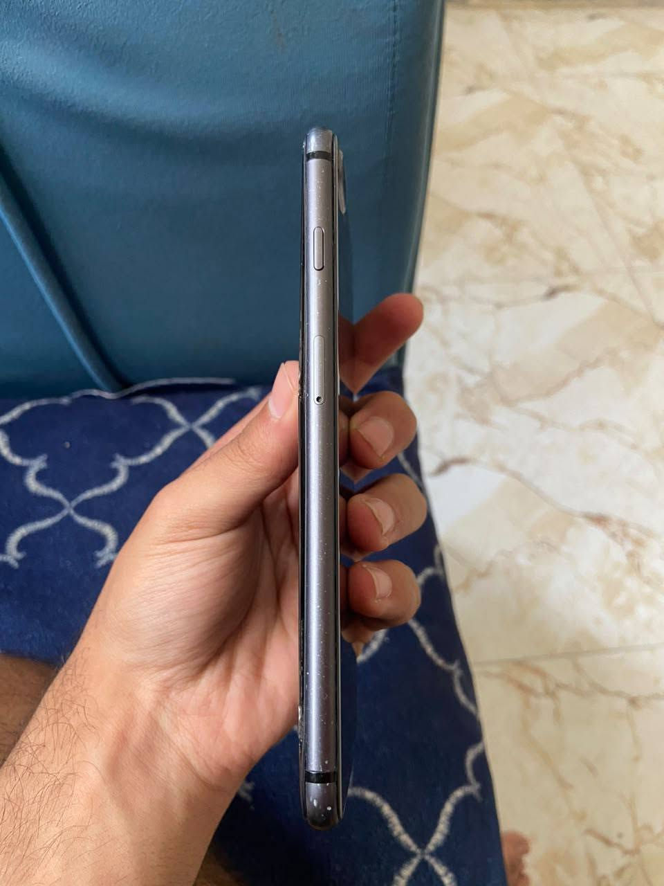 ايفون 8بلس ذاكره 64 بطاريه 100بدلتها قبل 4ايام اصليه 
شغال اي خلل مابي فقط الكلاس مكسور مو الشاشه سعرها 20
السعر 100بي مجاا بسيط مكاني بعقوبه لتحرير ***********
