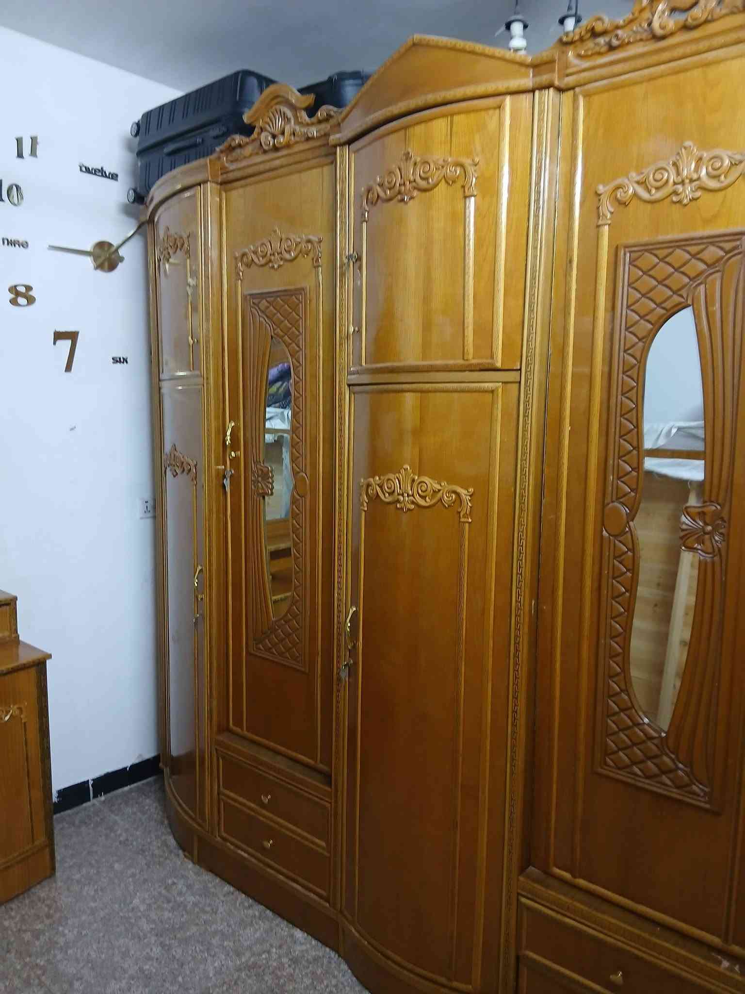 غرفه صاج • ٥ ابواب • نظيفه