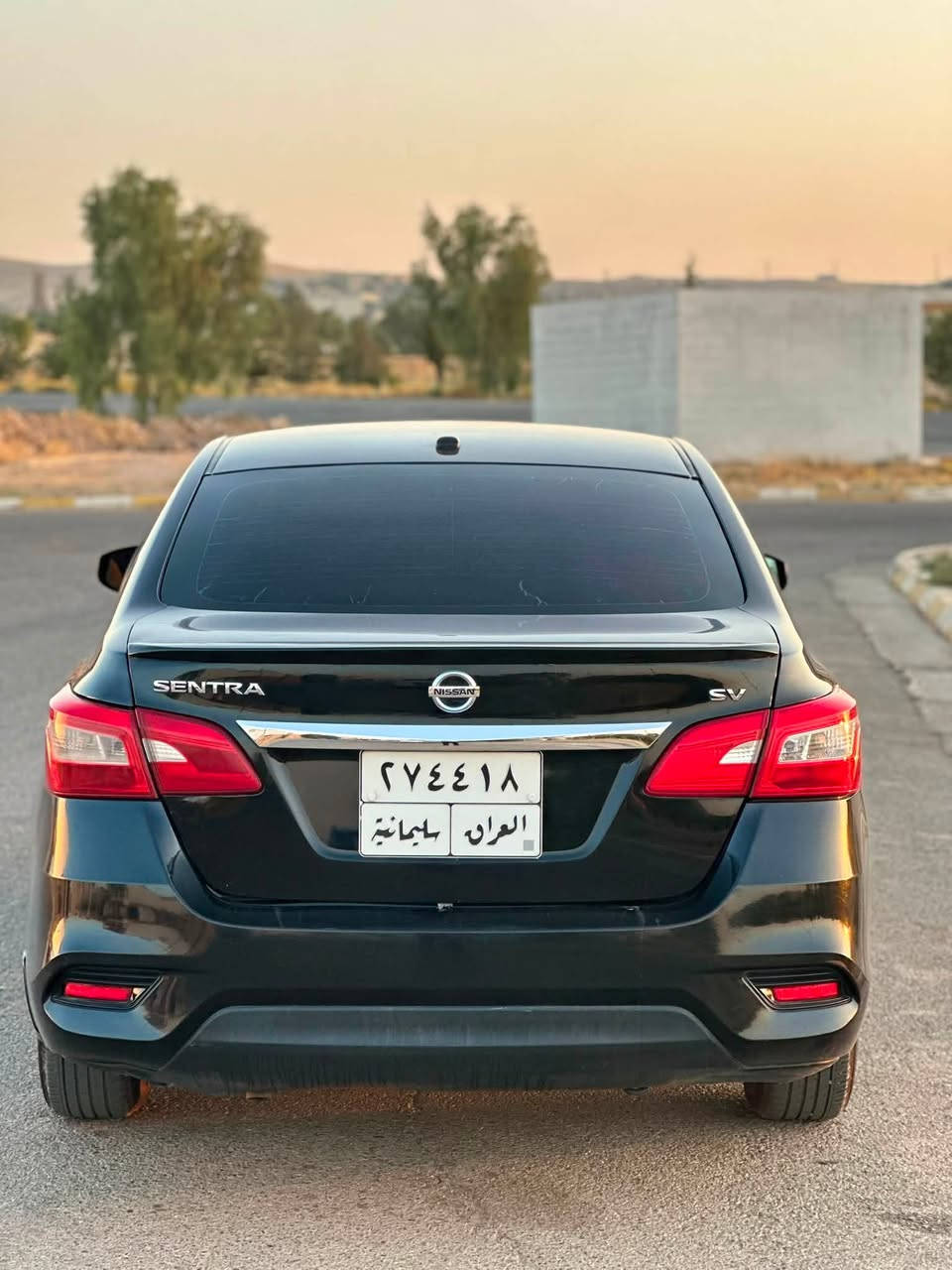 Nissan sentra2017
دوو پارچه بوياغ بونيدو چاملغى دواوه به بى ناو گردن 
سه ياره كه هين ماله هين مه عره ز نيه 
چوار تايه ى لوكى له ژيره 
ته حويلو وه كاله به شه رتت به يانى بيكه ناو خوته وه 
سعر ١٠٣وه ره قه 
ژم.***********
شوين كه ركوك
