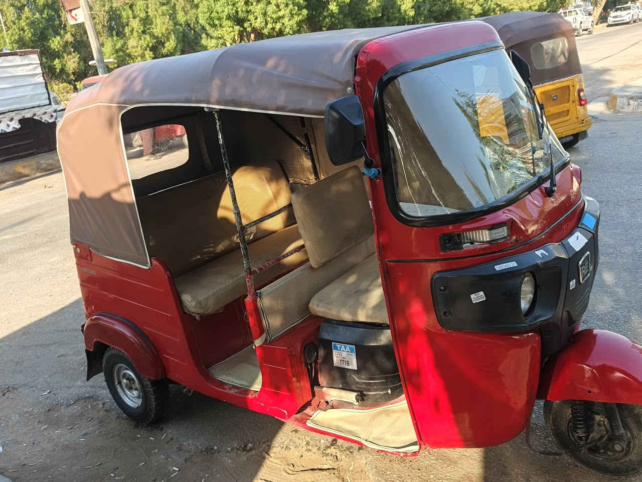 السلام عليكم تيك توك موديل 18 محرك 20 بياخذ تبخير السعر سعر3400 وبيها مجال الشراي رقم الهاتف***********
