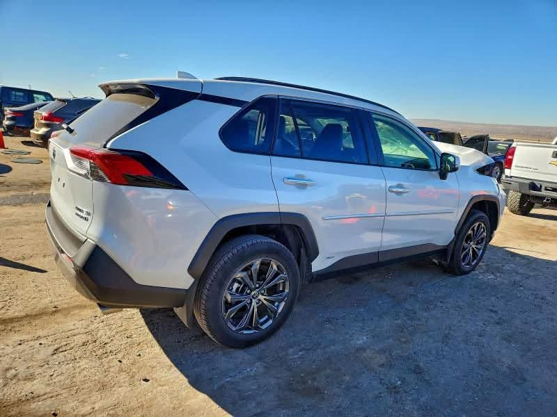 🚗 2024 TOYOTA RAV4 LIMITED
🛠️ الضرر: موضح في الصور
📏 عداد المسافة 17 الف مايل (فعلي)
📋 حالة السيارة: تشتغل (Run and Drive)
🔧 حجم المحرك: 2.5 – 4 سلندر (هايبرد)
🔍 رقم الشاصي:JTMD6RFV1RJ063929

📍 موقع السياره : اربيل 
للستفسار الاتصال ***********
