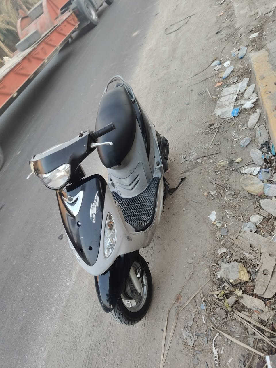 للبيع ماكس حاويه حته عضمته ما مسحوكه جديده الدراجه السعر 975 وبيه مجال قليل الاتصال ***********
