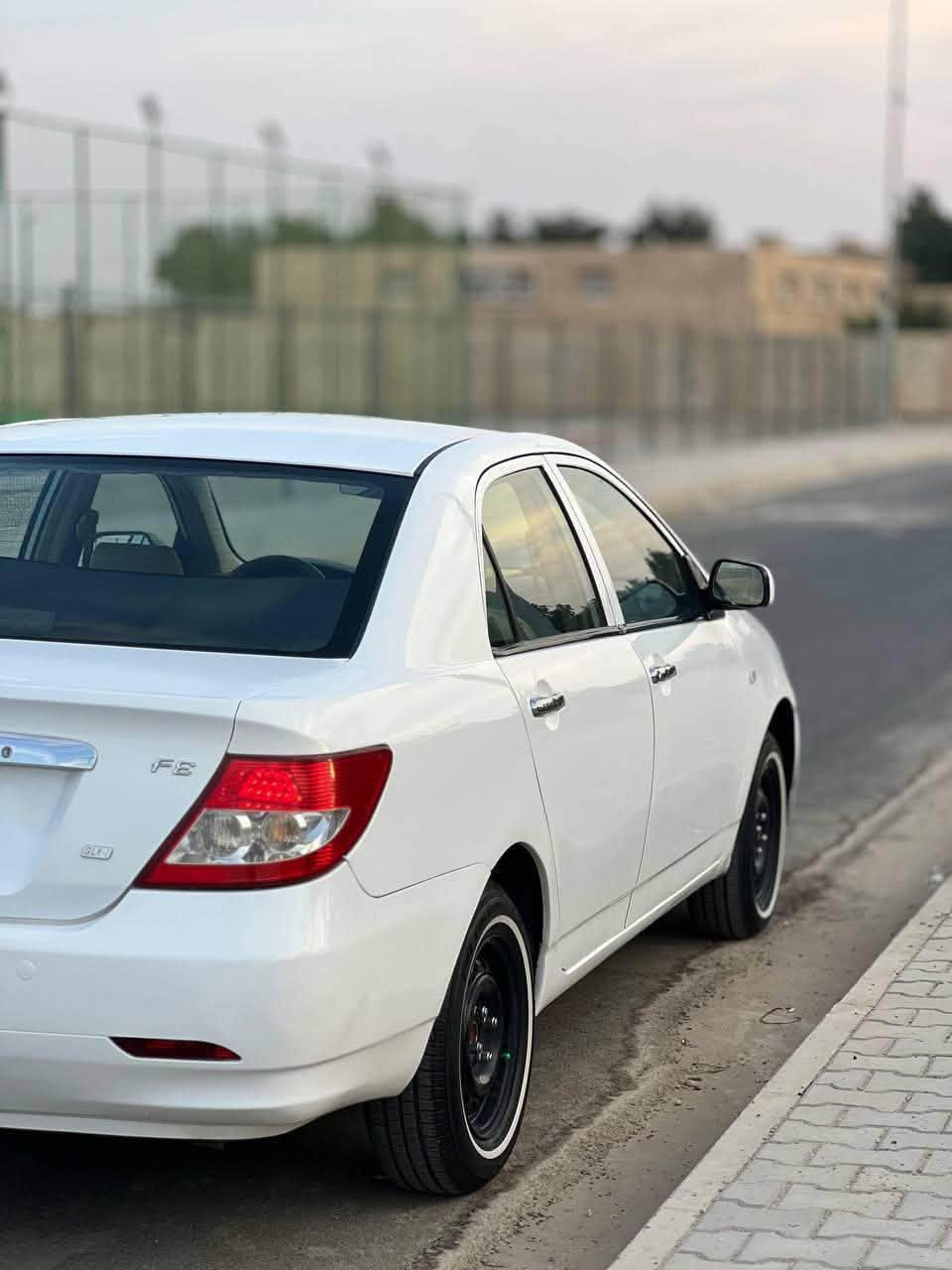 بي واي دي F3 • ٢٠١٣ • رقم واسط