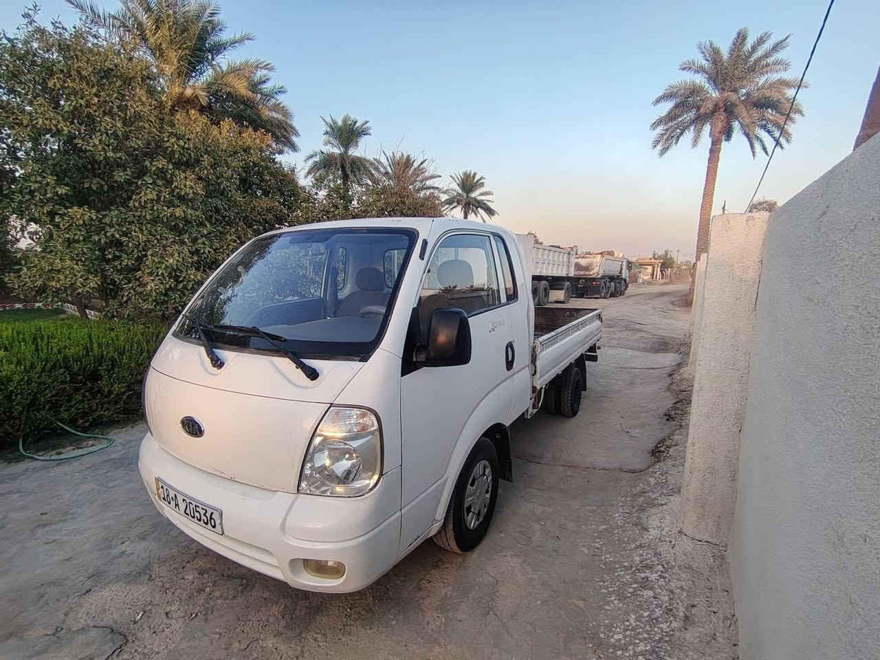 سلام عليكم كيا موديل ٢٠١٢ كفالة عامه رقم انكليز تحويل ثاني يوم تخم تاير صدر جديد مكان صويره سعر ٩٨ وبيه مجال   ***********
