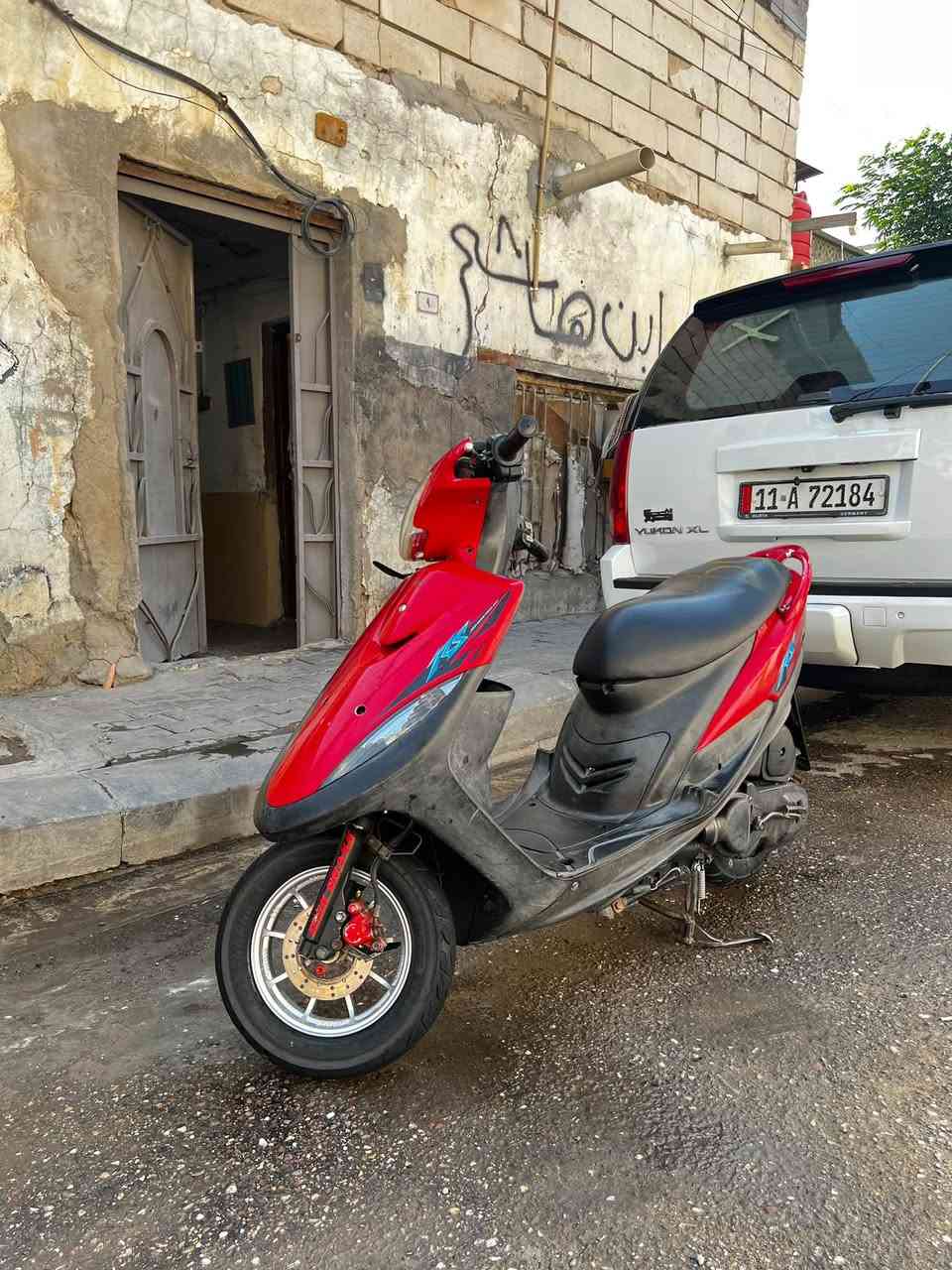 سلام عليكم ماكس عدلة للبيع او للمراوس كفاله من كلشي بيه ويل نجمه والبلادي موجود وبيه لايت زنون كلشي شغال سعره مليون  وبيه مجال قليل مكاني بصرة ***********
