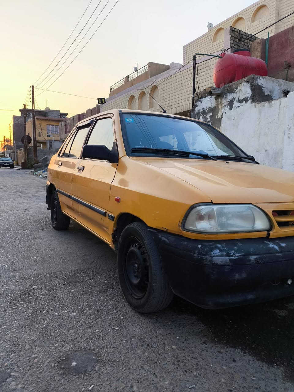 سايبه موديل 2014 
بغداد قضاء المدائن رقم بغداد انكليزي
كير ومكينه خير من الله 
شرط تحويل ثاني يوم 
السعر 30 وبيهة مجال 
 واتساب ***********
