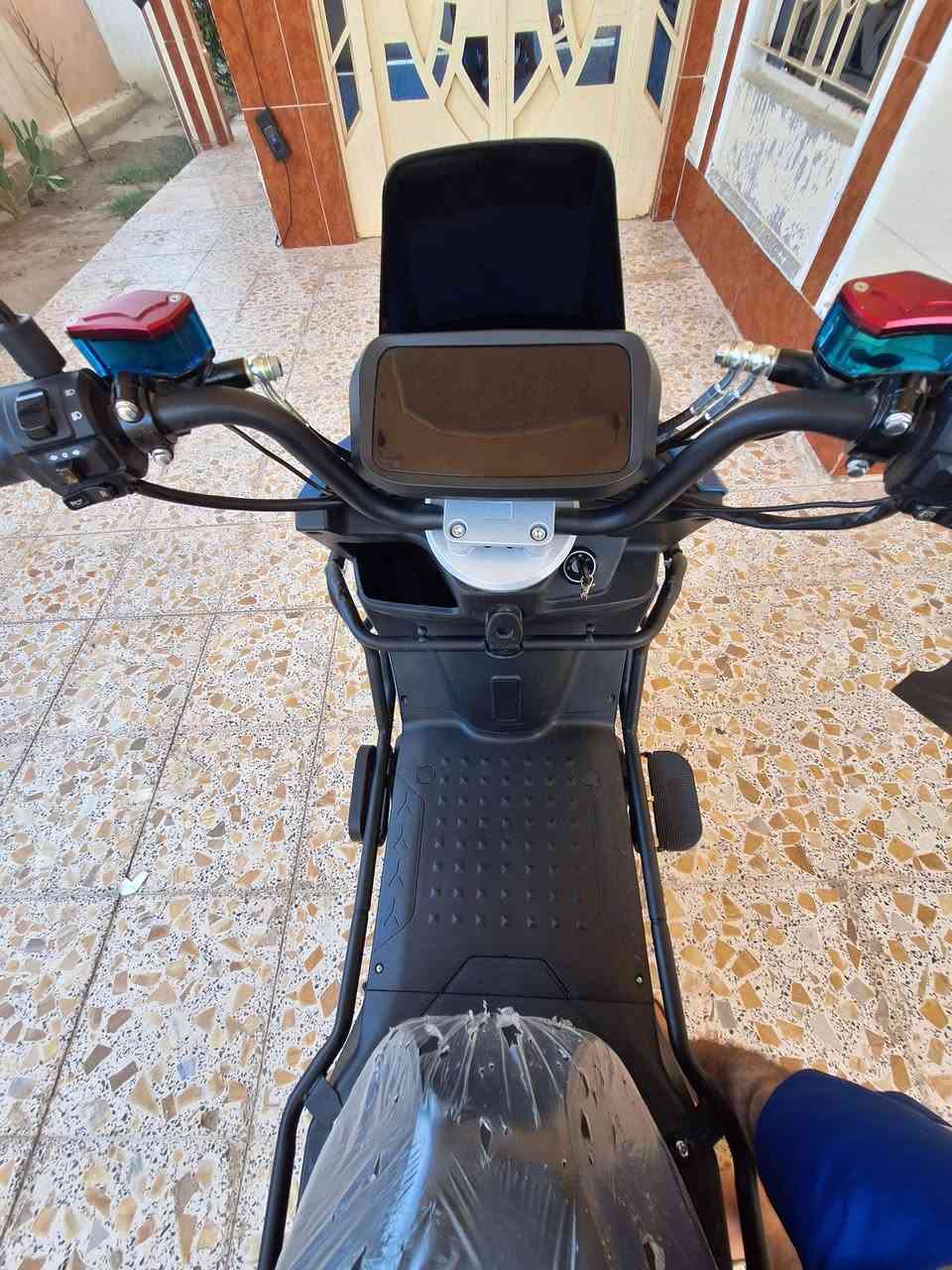 سلام عليكم دراجه شحن الماسه فاس شبح للبيع صارله عشر ايام من مشدوده السعر 1250 بيه مجال بسيط شرط الفحص ***********
