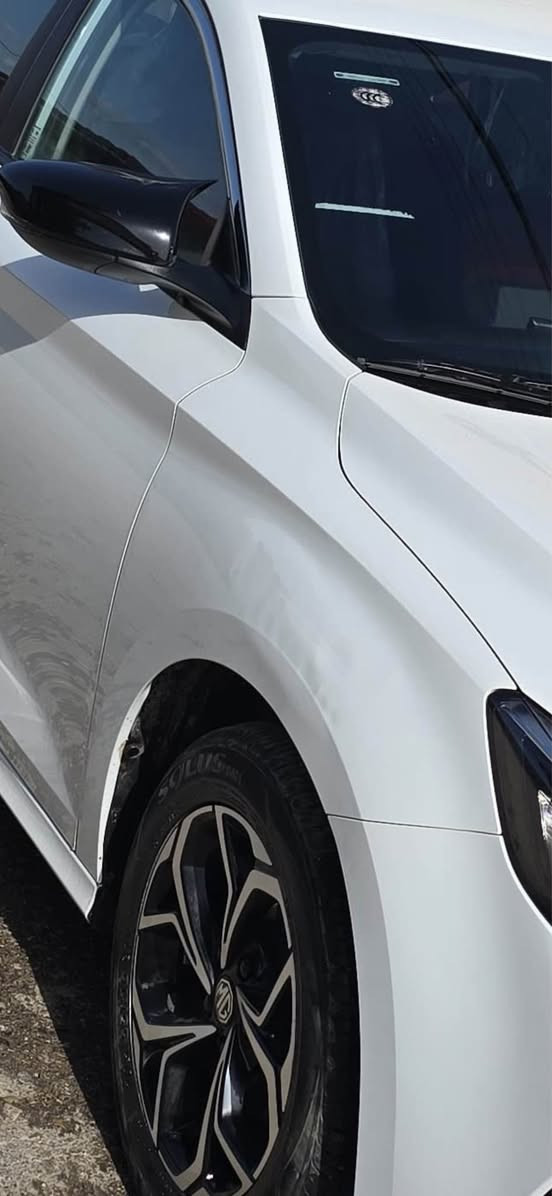 Mg gt
2024
كَير عادى
بصمه
شاشه
كاميرا
سياره كه زور جوان ماوه ته وه
30 هه زار رؤيشتيه 
له رسم دام ناوه يه ك بستي سارده كوته 
سعري ٩٤ مجاليكي كه م 
*********** وتس ئاب أربيل, العراق
