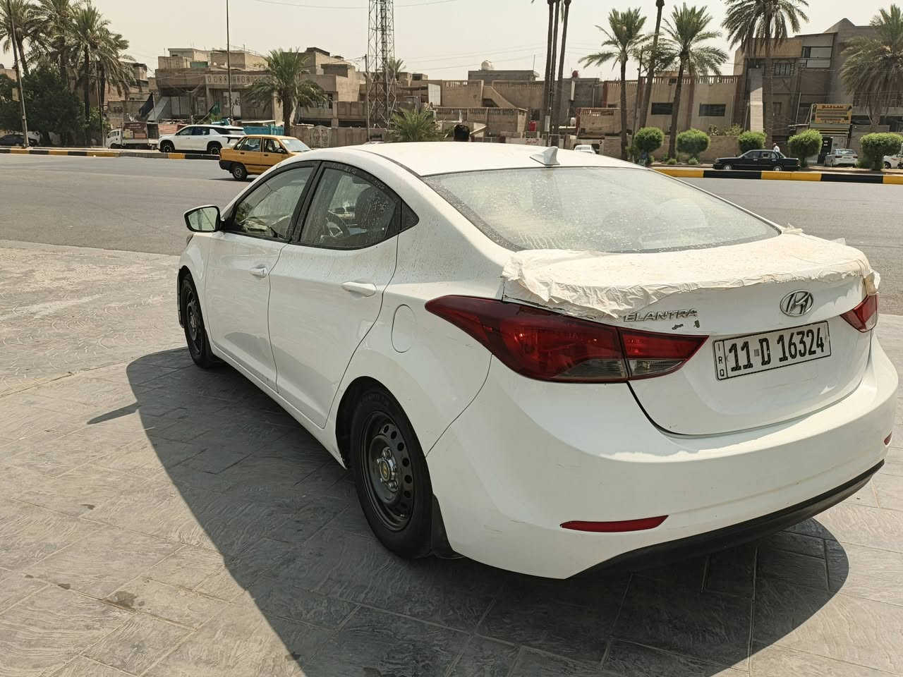 السلام عليكم الانترا مضلع لون أبيض مديل 2015 السياره نص فول مواصفات دركه كامل جاهزه من كلشي مناقصها شئ 
وارد كندي السيلره مكفوله من الضربه وتبديل ليبل واحد مصبغوه اقل الحزام اثر تكشير اني ابيع احزام السعر 92 *********** بغداد ابسمي السونار بل منشور
