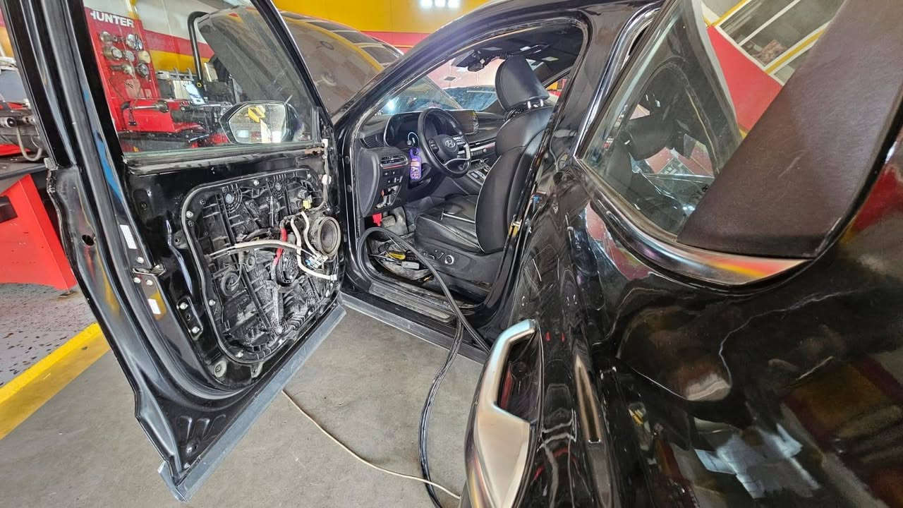 🟥 Hyundai palisade 2024
🟥TOYOTA Camey 2026
مَسح حادث الايرباك من العقل Crash clear 
⬅️   انعالجلك موضوع الايرباك بحيث تكدر تعبر من نظام الهزه والترقيم وبالضمان
⬅️تتوفر لدينا جميع الحلول البرمجيه الاون لاين ولجميع انواع السيارات
(مجموعه كلايسلر / GM / VW /  تويوتا لكزز, Honda) 
خدمات حجي وليد البغدادي 
كركوك شارع المطار قرب كراج بغداد 
معن /***********
علي/ ***********
