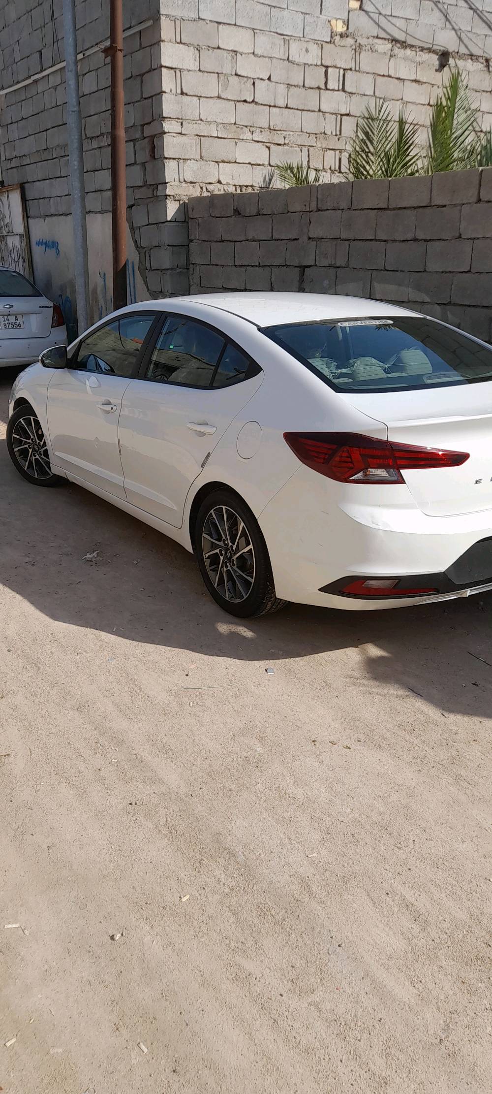 النترا 2020 وارد امريكي مكينه 2000 دوش كير AT رقم بغداد معوقين لون ابض صدفي حادثها بمريكا جهة اللايت الايمن مبدل بنيد والمدكر راجع نفسه ع البارد وبيها بارد اماكن صغيره هنا بالعراق السياره تبريد تدفئه سياقه ذاتيه شاشه كبيره السياره حلوه السعر 125 وبيها مجال للاستفسار الاتصال على الرقم ***********