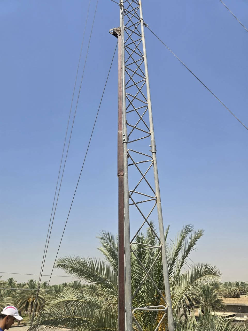 تم نصب ١٨ م كربلاء الحسينيه.
***********
علاء
