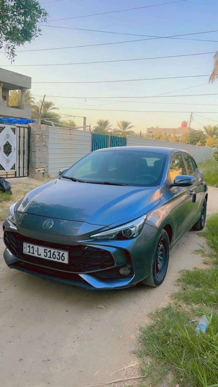 MG3  2025
ماشيه 14 الف اخت الزيرو
محرك 1500 تنفس طبيعي بانزين عادي 
بيه جاملغ وطرف البنيد وصوره الحادث موجوده بلصور
سياره بعده جديده ونضيفه سعره 96$وبيه مجال بسيط 
مكانه بغداد جسر ديالى للاستفسار اكثر اتصل وتدلل *********** والف عافيه علياخذه وشكرا @ بغداد, العراق
