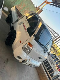 كيا ٢٠٠٧ • موتور ٣٠٠٠ • گير مضبوط