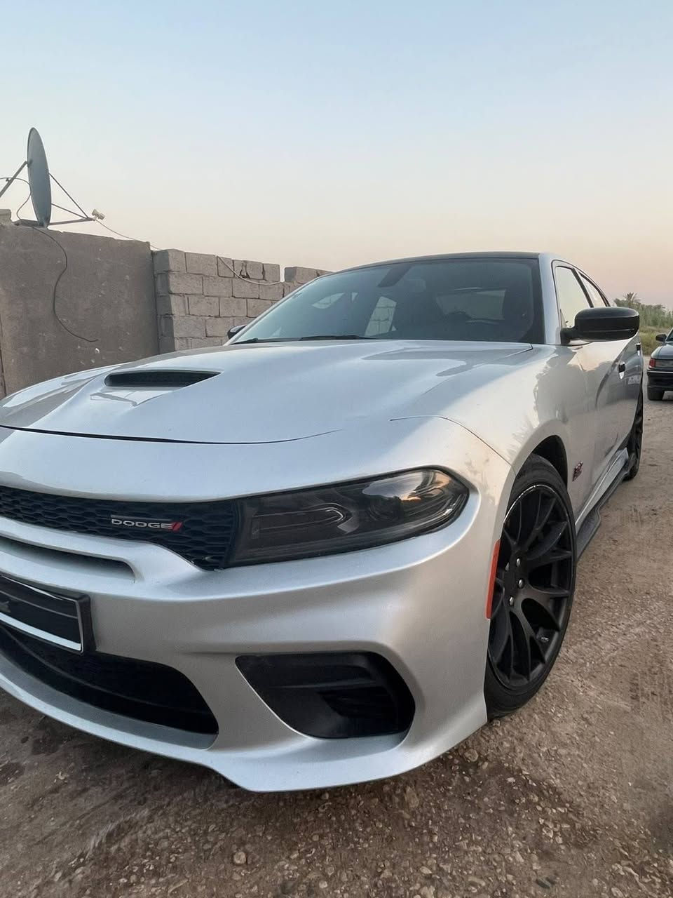 جارجر2023
بيع او مراوس 
 هيمي 5700 النداء الاخير

ماشيه  64 الف

دخول جديده اني مستورده ع أيدي

رقم بغداد بسمي سنويه 31

بيهه جاملق السايق مبدل حاويه(مصبوغ) 

بنيد مصلح نفسه

جاملق عكس سايق بي كلير من امريكا

لغد شاصي مكفول

بيهه شفتات ستيرن

وضعيات قياده

شاشه كبيره

كشن حضن

نضام صوت رياضي بالكزوز اجه بييهه من امريكا

سياره جديده ع وضع شركه كلهه

مكاني بابل
السعر 225 بيهه مجال

***********
