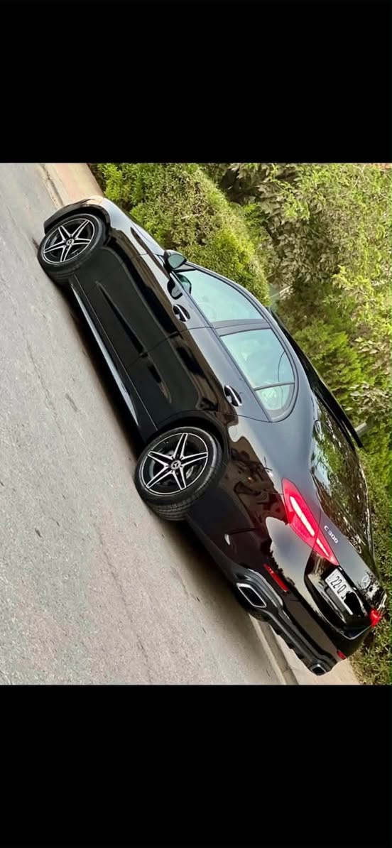 السلام عليكم
للبيع وارخص سعر بالعراق بدون منافس 🔥💵
مرسيدس C300 Amg  
موديل 2023
محرك 2000تيربو
عداد المسافة: ٣٠الف مايل 
تخم تاير جديد
باسمي رقم اربيل دولي

فول مواصفات  
فتحة سقف 
كشن تدفئة
لايت لد ومالتي ميديا
ويل amg بلاد
صندوق كهربائي فتح وغلق 
انارات داخلية متعددة الالوان ٦٤ لون
حساسات ٣٦٠ درجه 
بصمه تشغيل مع ابواب بصمه 
شاشه وسطيه كبيره 
رادار امامي وخلفي وجانبي 
داخل كاربون فايبر 
سماعات بروماستر بلادي 
ابل كار بلي و اندرويد بيها
شاشة دجتال متعددة الاشكال
انضمات قيادة (sport , sport+,comfort,eco)
 ‎وباقي مواصفات المرسيدس المعروفة
‏‎السياره مرقمة اربيل  و تحويل حاضر نفس اليوم 
سيارة مضلله 80% وبيها هوية تضليل
سيارة مغلفة ppf 

 السيارة وارد امريكي كلين تايتل 
كير و محرك كلها بشرط السيارة اخت الزيرو
لمعرفة السعر مراسلة واتساب فقط

.
رقم صاحب السيارة 

فقط واتساب

***********

العنوان /بغداد 
اليرموك
