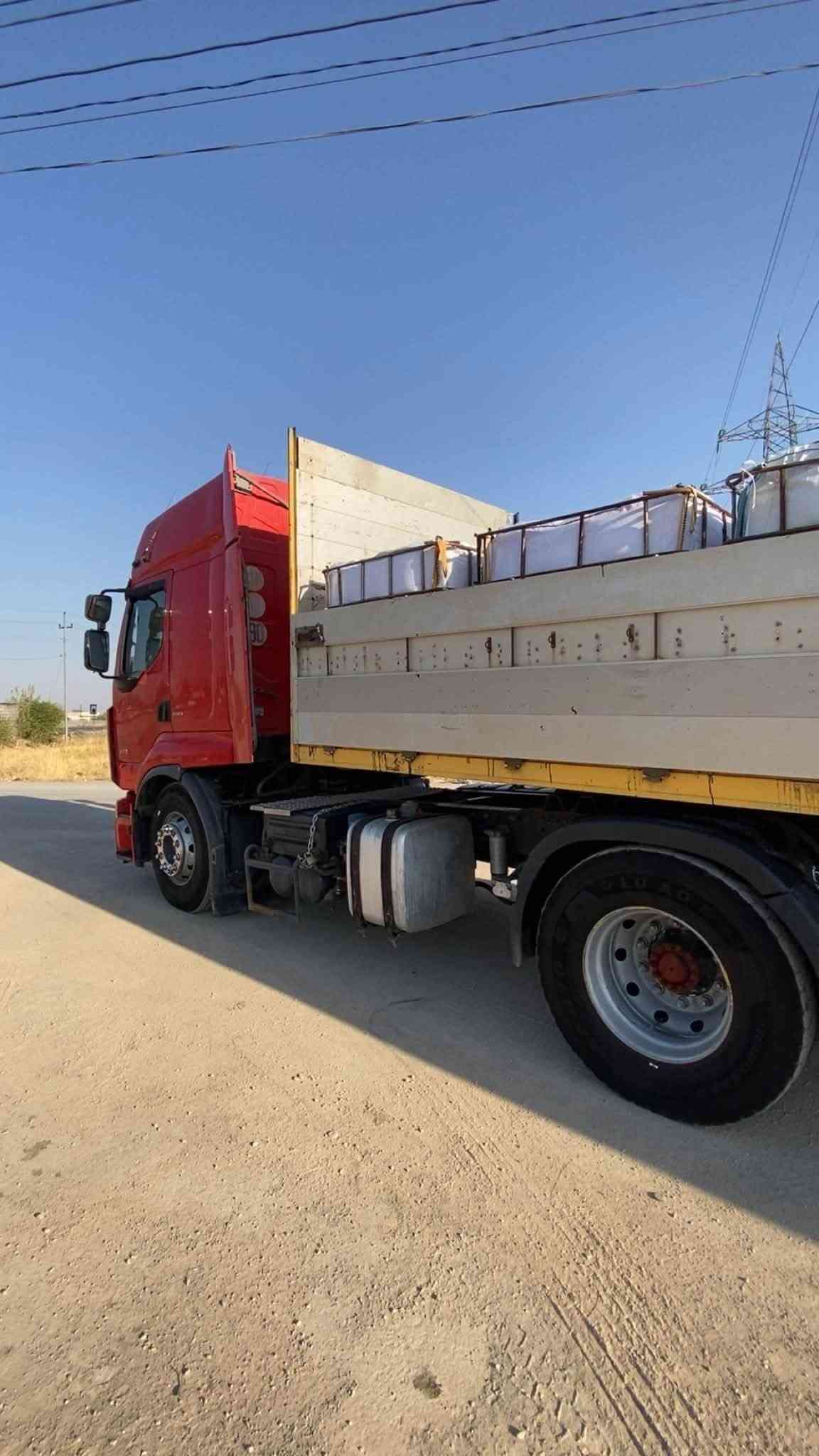 رینۆ مۆدێل2006 گێر عادی ریتایدەر سەلاجە بۆیلەر ئەفلاتەی لەسەر رەبتە بەفلاتو بێ فلاتیش ئەفرۆشین فول فولە بەس تۆماتیک نیە. جوابی چات نایەمەوە ژم ***********
