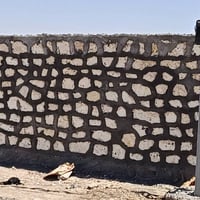 حجر درجى • رصف • اسيجه