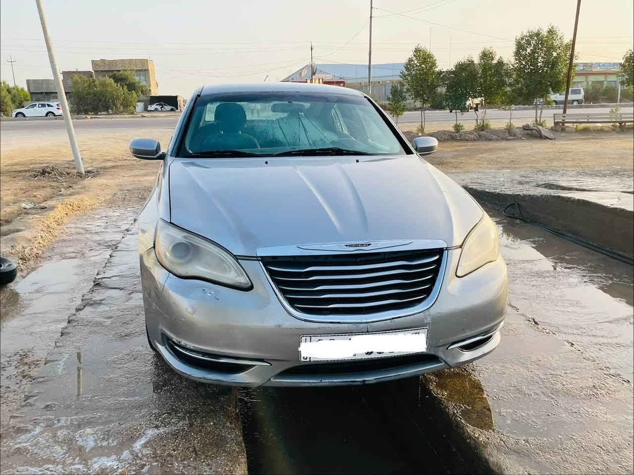السلامُ عليكم…
للبيع فقط 

Chrysler C200 
الموديل 2013.  وارد امريكي  محرك 2400 اللون سلفر 
الضرر جاملغ امامي جهة الصدر مثل ما موضح بصور الحادث  المرفقة بالمنشور والجاملغ الخلفي صبغ للجمالية فقط اثر شخوط     الكير 6 نمر   السيارة ليبل واحد بدون تبديل  رقم بابل الانكليزي الجديد تحويل مباشر سنوية 2026 
       عداد المسافة 137 الف ميل حقيقي 
ويكل كب 
تحكم كامل 
Aux 
السيارة نظيفة وجاهزة تبريد ثلج موجوده بالحله 
السعر 73 ورقه وقابل للتفاوض للجاد بالشراء 
للأستفسار *********** ( واتساب )
