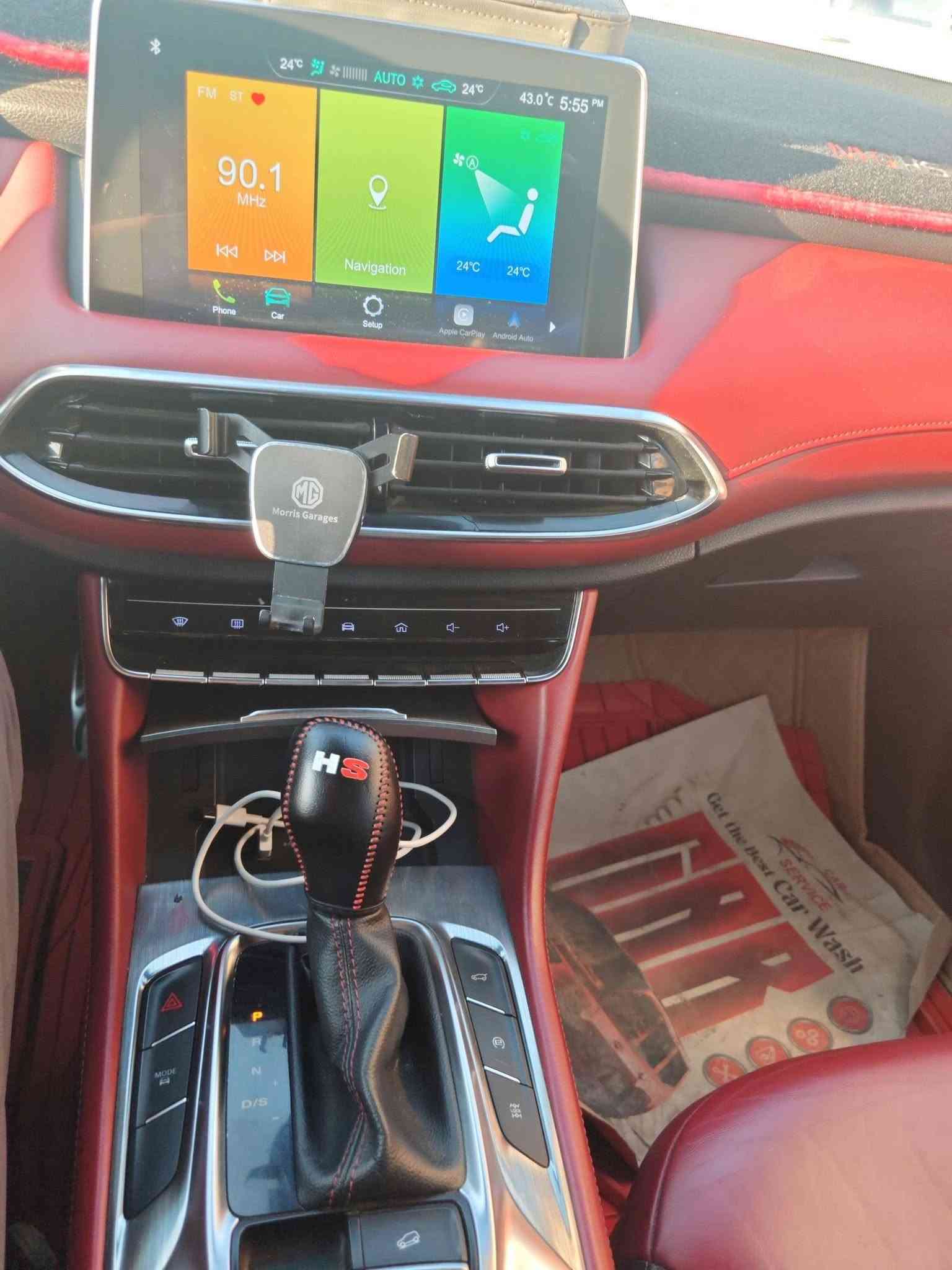 للبيع سيارة ام اجي HS MG 2020 تروفي
#للبيع MG Hs 3.0T فول 1/1
‎‏‎‏‎موديل : 2020 
فئة تروفي اعلى فئة بال hs

‎ المحرك : 2.0  توربو (بنزين)
مع امكانية تفعيل الدفع الرباعي.
سيارة فخمة جدا!

‎‏‎اللون: ابيض 
العداد 60 الف كم 
خليجي من العراق الشركة الرسمية.

بيها بارد بسيط جدا بين باب السائق والخلفي حتى بالصور ممبين وضربات حصو صغير بالجامه الامامية معالجها (بالصور موضحهن) اثر من تطلع على السريع والطرق يطفر عليك.

والباقي شخوط وطخات بالدعاميه وغيرها الي اعتيادي لاي سيارة لأكثر من كم سنة بالشارع. الداخل نظيف جدا.
 
مكان السيارة: بغداد الغدير قرب ساحة ميسلون.

 ‎ السيارة مرقمة بغداد سنوية مجدده لخمس سنوات هاي السنة والرقم جديد ايضا

جميع الصيانة الدورية معمولة لها:
- تبديل دهن محرك وفلاتر محرك والشوته والتبريد كل 4500 كم بافضل الانواع من موتل اكس كلين بلس
- تنظيف ال10 الف وال20 وال30 الكامله مع فلاش دهن محرك بين كل تبديله وتبديله.
- 40 الف تبديل زيت الكير مع الفلتر.
- 50 الف تنظيف محرك والخزان تنظيفه ال bg الكامل 4 علب. 
- اطارات حديثة قبل سنه مبدل صيني اصلي معروف.
- تبديل وتنظيف سائل الفريزر مبرد السيارة بالشركه.
- تبديل بطارية AGM تركي Mutlu اصلي وكالة 70 امبير قبل كم شهر اطول اكثر من 3.5 الى 4 سنين يله يحتاج تبدله.
- يعني مصاريف الصيانه الدوريه الى حد ال 60 الف كم المكلفه كلها كامله ميحتاج تحير بيها.

المواصفات:
داخل جلد احمر 
محرك 2.0 تيربو
ناقل سرعة دبل كلتش 7 سرعات
قوة المحرك 231 حصان
عزم الدوران 360 نيوتن/متر
‏نضام AWD فور ويل
جنط 18 المنيوم
اطارات جديده
مصابيح نهارية LED
اضاءة ترحيبية
هاند بريك الكتروني ( بصمة هاند بريك)
مكابح انتظار الكترونية AutoHold
‏A.B.S
نظام الثبات الالكتروني ESP
نظام توزيع قوة الكبح EPD
نظام مكابح المنعطفات CBC
نظام مراقبة ضغط الهواء في الاطارات
نظام مساعد صعود التلال HAC
نظام مساعد نزول التلال HDC
نظام مكابح من كونتينتال
حساس خلفي
نظام ايقاف المحرك عند الانتظار Stop&Go
مرايا كهربائية مع تدفئة
اشارات في المرايا الجانبية
مرايا قابلة للطي كهربائيا
مقود جلد
فتحة تكيييف خلفي
نوافذ كهربائية مع فتح واغلاف اوتوماتيكي
مثبت سرعة
بصمة
مقود قابل للتعديل
شاشة 10.1 انج
نظام ملاحة (نافيجيشن)
ثلاجة
بلوتوث
مداخل USB  مع شاحن
‏Android Auto
‏Apple Car Play
تحكم بالمقود
عادم مزدوج ( دبل اكزوزت)
ارضيات MG
كروم حول النوافذ
شبكة كروم
مرآة داخلية تعتيم
فلتر لتنقية الهواء و فلتر للغبار
مقابض كروم
حساس مطر
اغلاق النوافذ تلقائيا عند قفل السيارة
مصابيح امامية LED كريستال
مصابيح خلفية LED مع اضاءة تتابعية
اضاءة داخلية 44 لون
6 وسائد هوائية
نظام كشف النقطة العمياء
حساس لكشف السير الجانبي عند الرجوع للخلف بالسنتمترات يطلع المسافة
انذار فتح الابواب للاطفال
مقاعد امامية كهربائية
مقاعد رياضية فاخرة مطعمة بالكنتارا
ناقل سرعة في المقود (بادل شيفتر)
تكييف الكتروني ثنائي المنطقة
فتحة سقف بانوراما
حقيبة كهربائية شفط (دبة كهربائية)
شاشة عدادات 12.3 انش
4 أنظمة قيادة سبورت/قياسي/اقتصادي/مخصص
نظام قياد Super Sport للسرعة الفائقة

 
السعر 145 ورقة

الاتصال راسل الحساب او رقم الهاتف:
***********

نص مكتوب في الصور:
- HS