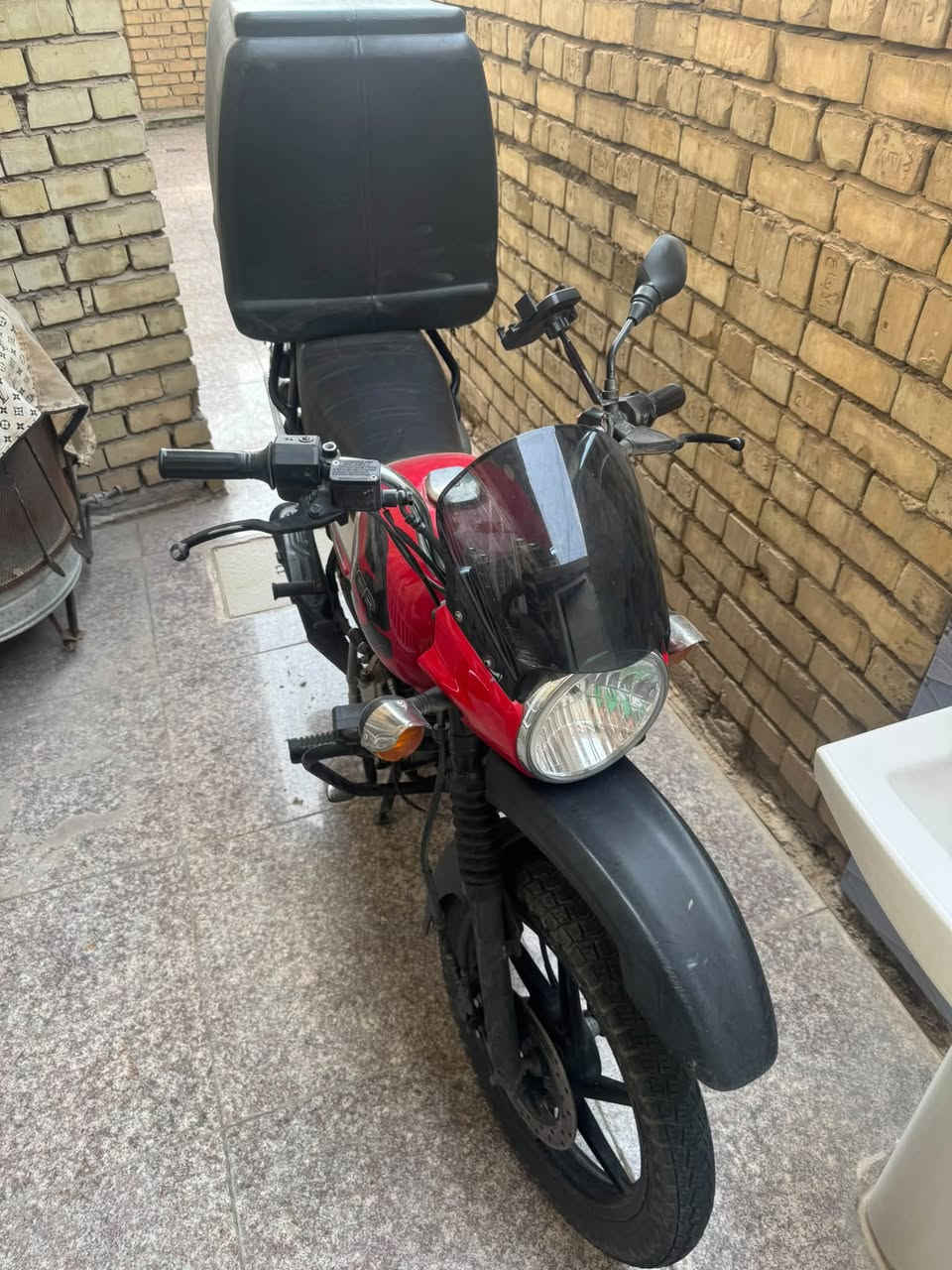 بوكسر للبيع
موديل 2023 
المكان بغداد الزعفرانيه 
***********
