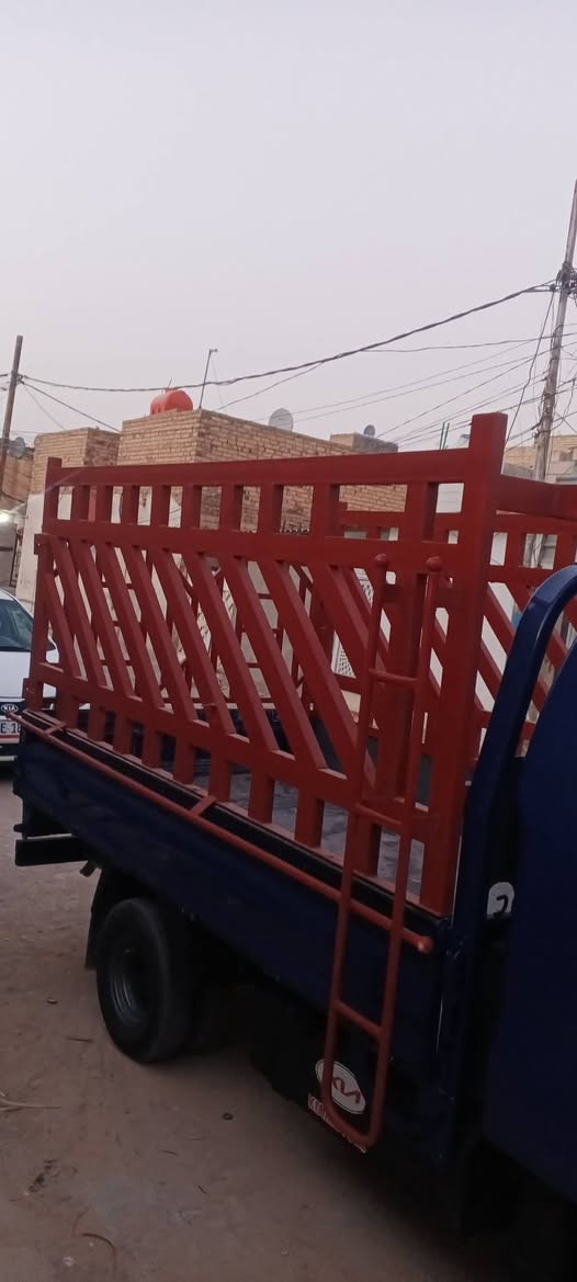 سلام عليكم ذني 2 محجرات للبيع ومناسبات الي يريدهن بخدمته ‏‪***********‬‏ المحجر الحمر ب350 والزرك ب 300حديد الثقيل
