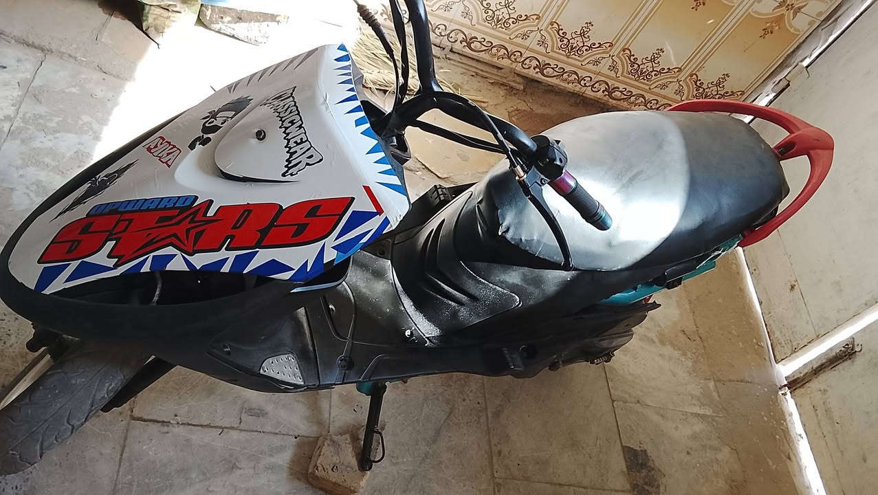 السلام عليكم  دراجه ماكس عدله حربيه نضيفه مابيه اي نقص دراجه كاملا مكاملا دراجه نكره سلف وهندر سعر 350 وبيه مجال 
دراجه مفتوحه بس ولفات شرط  بوشه 49 
مكاني سوك الشيوخ تواصل  ***********
